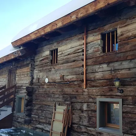 La Grolla & Lägenhetshotell Livigno